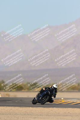 media/Dec-09-2023-SoCal Trackdays (Sat) [[76a8ac2686]]/Turn 4 Set 1 (1120am)/